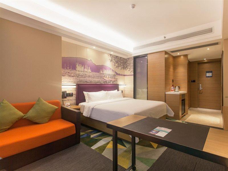 Hampton By Hilton Wuhan Tianhe Airport East ภายนอก รูปภาพ