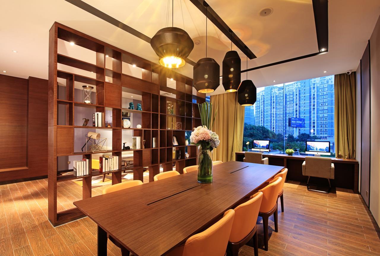 Hampton By Hilton Wuhan Tianhe Airport East ภายนอก รูปภาพ
