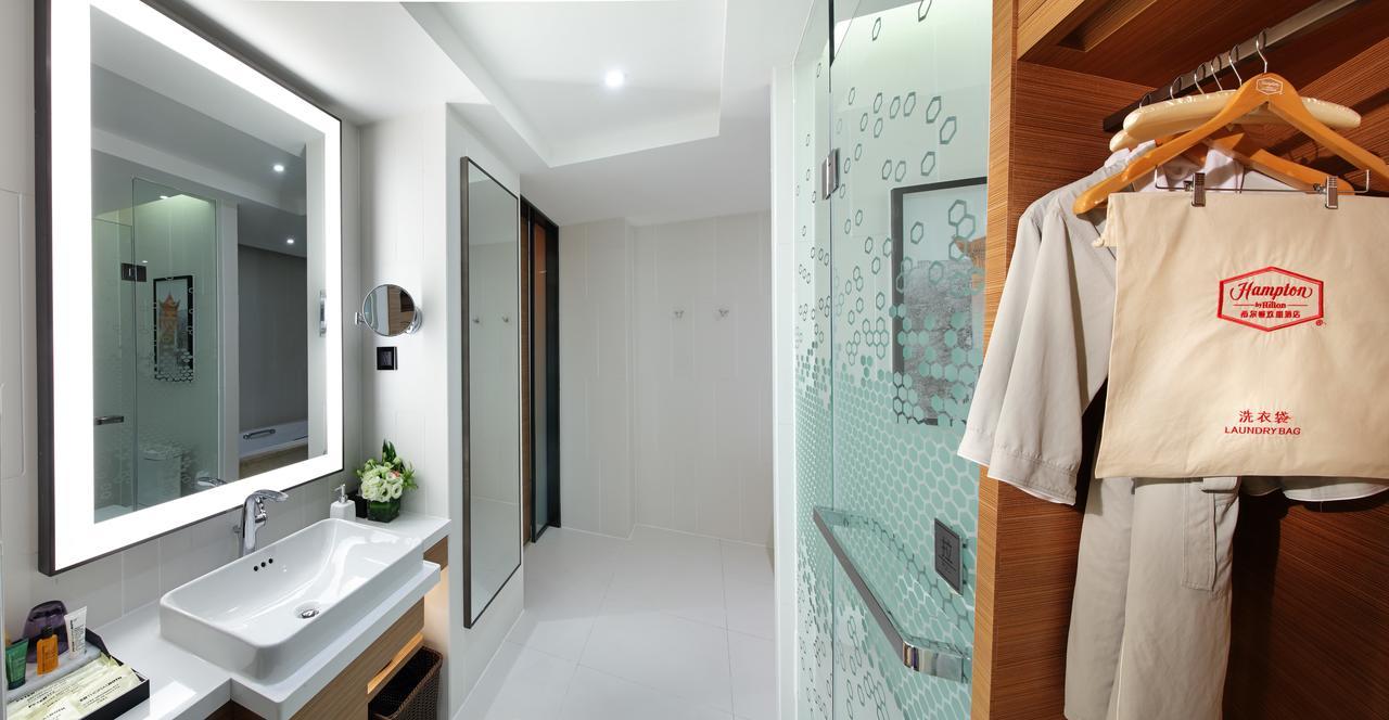 Hampton By Hilton Wuhan Tianhe Airport East ภายนอก รูปภาพ